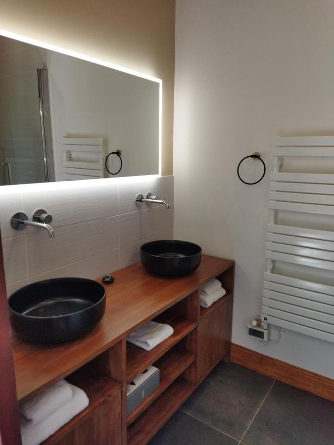 Gelos Domaine De La Tisnere Bed & Breakfast エクステリア 写真