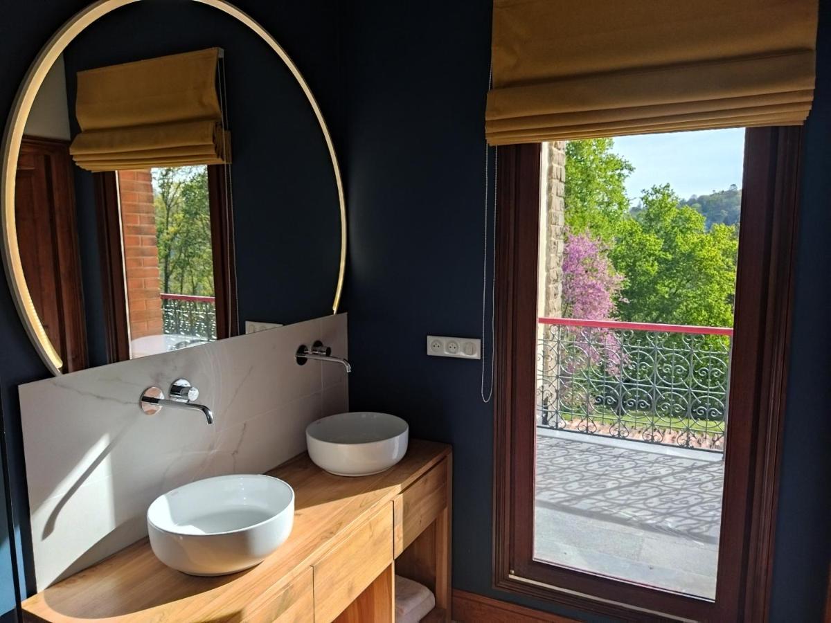 Gelos Domaine De La Tisnere Bed & Breakfast エクステリア 写真