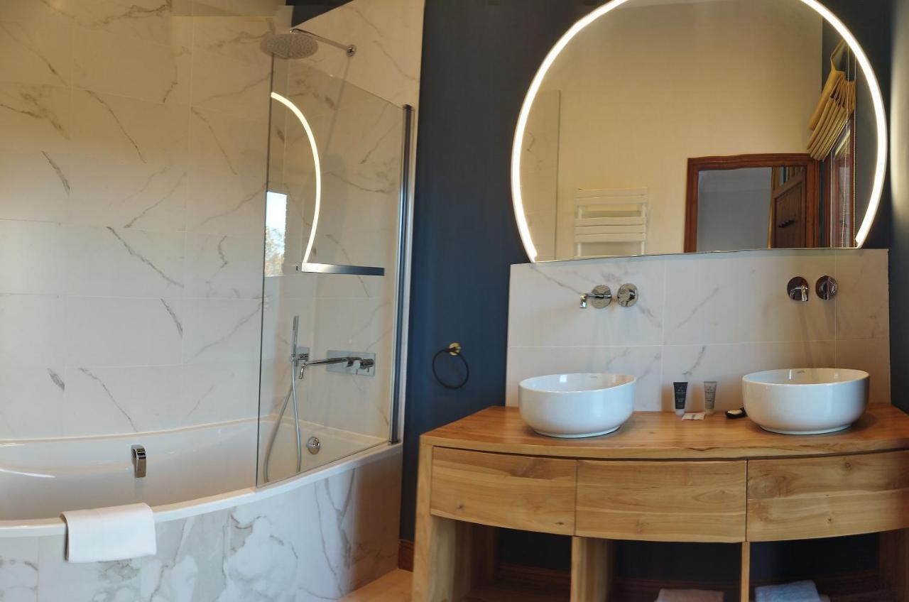 Gelos Domaine De La Tisnere Bed & Breakfast エクステリア 写真